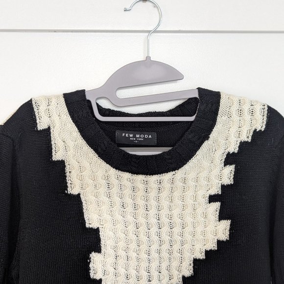 Few Moda Cable Pattern Sweater | Black, White | Size S - Picture 3 of 8